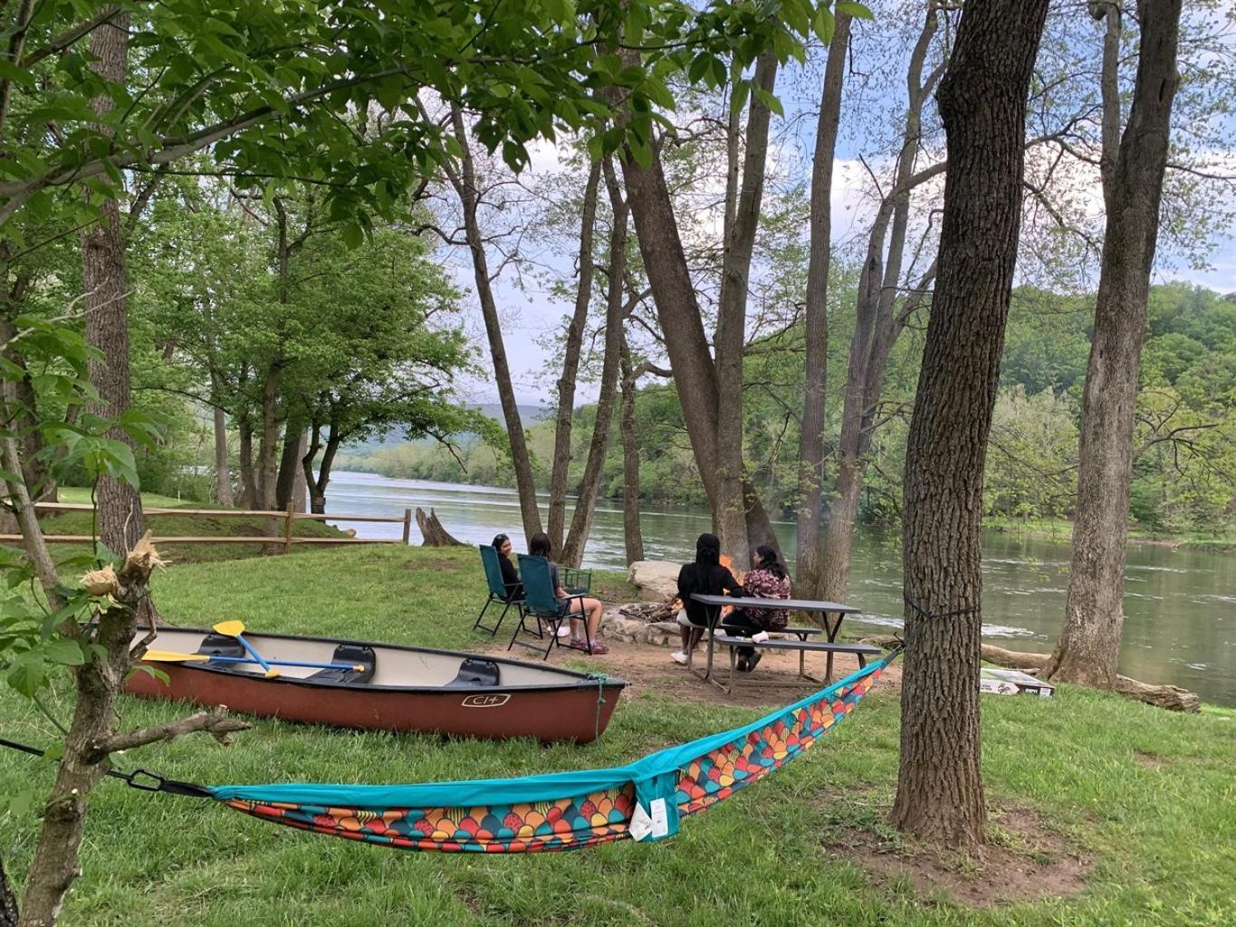 Bear Valley- Riverfront With Hot Tub! Luray Eksteriør bilde